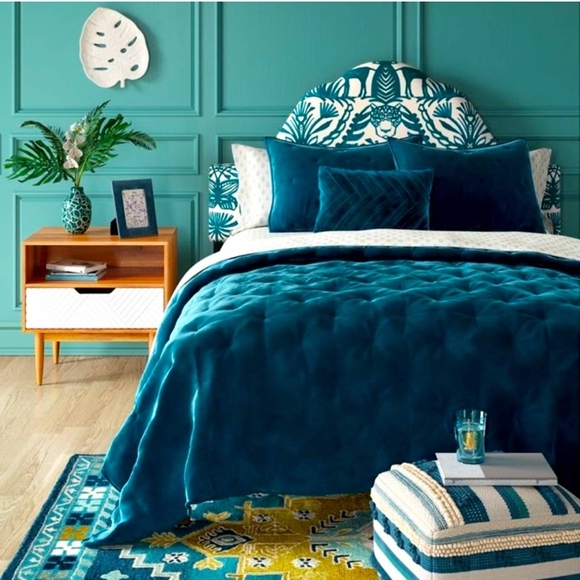 Rare HTF! Full/ Queen opalhouse turquoise teal blue velvet quilt!! - Picture 1 of 12